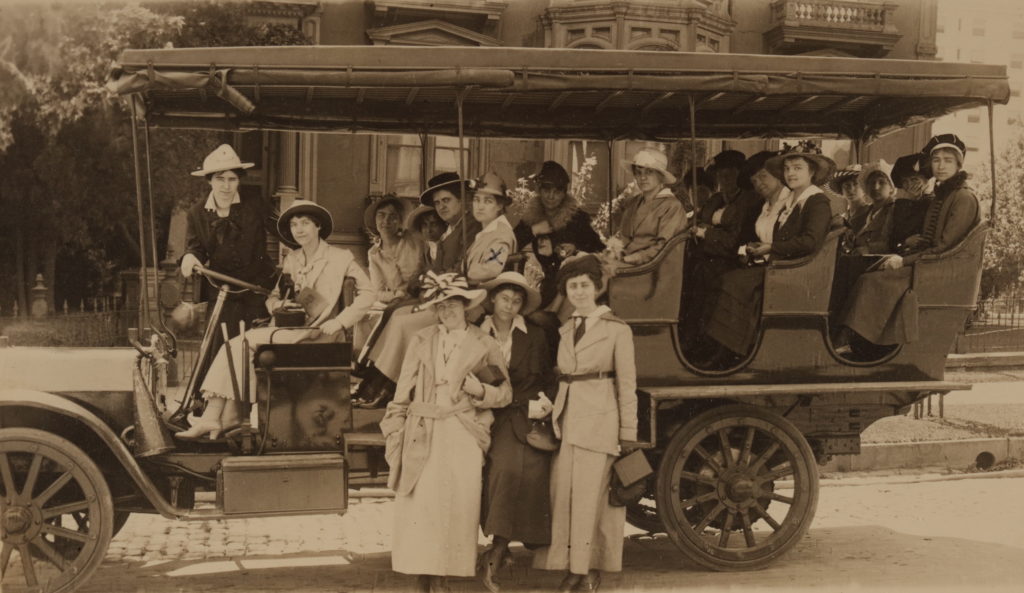 Alpha Chi Omega Partners with HistoryIT
