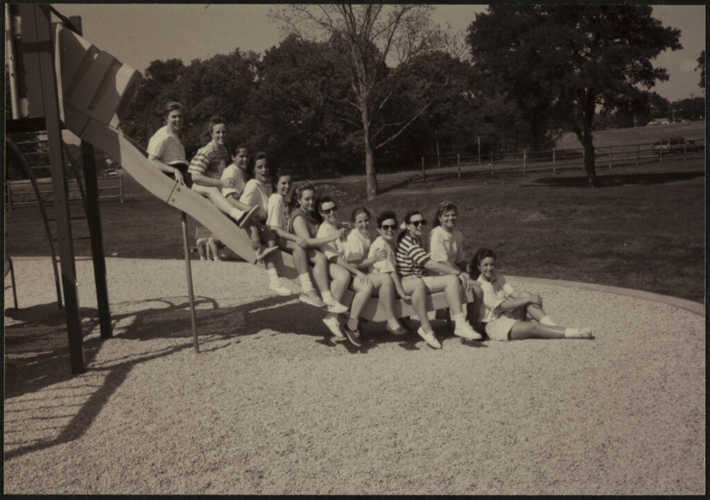 Image of sorority Gamma Phi Beta's Delta Epsilon Chapter's Family Day event, 1993